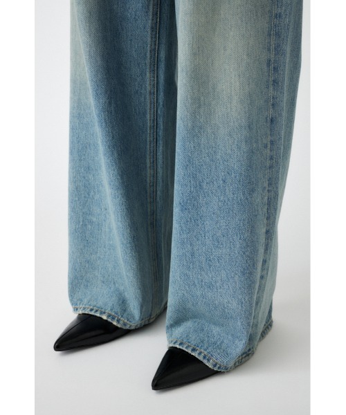 MOUSSY(マウジー)の「CROSS WAIST WIDE STRAIGHT(S) / クロスウエストワイドストレート ショートサイズ(デニムパンツ・レディース・ダークブルー/ブラック/ライトブルー・0)」の18枚目の写真
