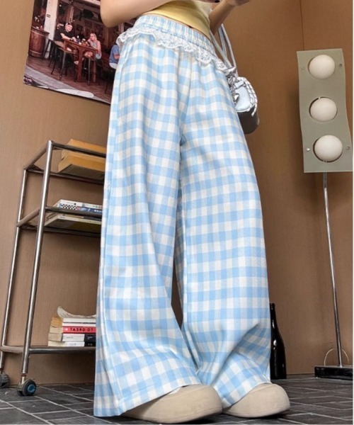 &soiree(アンドソワレ)の「ウエストレース付きチェックワイドイージーパンツ(その他パンツ・レディース・ブルー・X-LARGE/LARGE/MEDIUM)」の3枚目の写真
