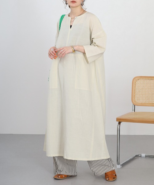 Fanaka(ファナカ)の「綿麻サックワンピース(ワンピース・レディース・ベージュ/ライラック・FREE)」の21枚目の写真