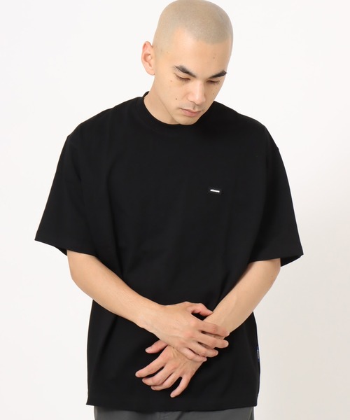 atmos（アトモス）の「atmos Patch Logo T-Shirt / アトモス パッチロゴ T-シャツ（Tシャツ/カットソー・メンズ・ブラック/ホワイト/グレー・3XL/XXL/L/M/XL/S）」の9枚目の写真