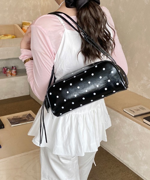mebole(メボレ)の「dot square shoulder bag(ショルダーバッグ・レディース・アイボリー/ブラック・FREE)」の5枚目の写真