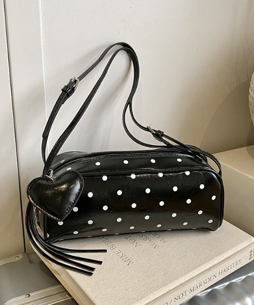 mebole(メボレ)の「dot square shoulder bag(ショルダーバッグ・レディース・アイボリー/ブラック・FREE)」の15枚目の写真