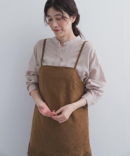 URBAN RESEARCH DOORS（アーバンリサーチドアーズ）の「ヘム刺繍スエードライクキャミソール（その他トップス・レディース・カーキ/キャメル・FREE）」の15枚目の写真
