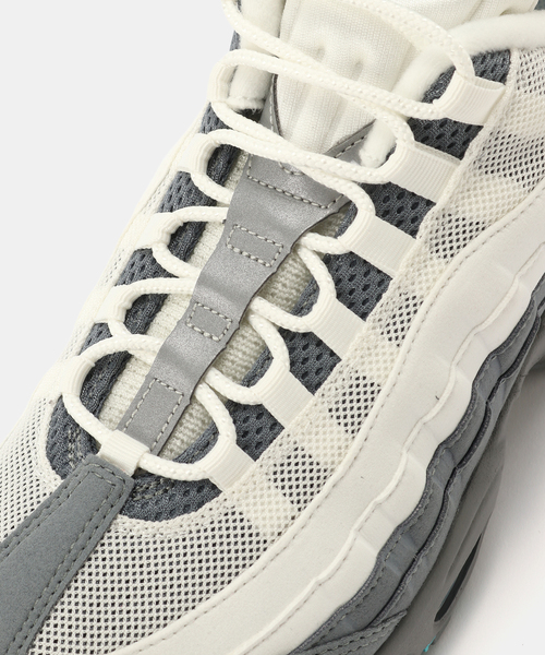 NIKE(ナイキ)の「NIKE AIR MAX 95 BIG BUBBLE OG HM4740-103(スニーカー・メンズ・ベージュ・27cm/26.5cm/26cm/25.5cm/25cm/24.5cm/24cm/30cm/29cm/28.5cm/28cm/27.5cm)」の6枚目の写真