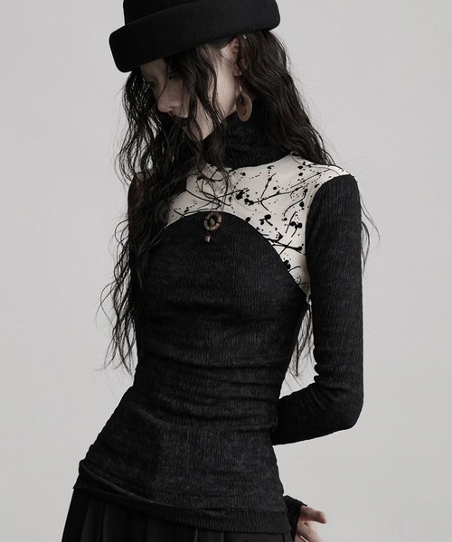 AsheKsha(アシクシャ)の「ハイネック スリム長袖トップス(その他トップス・レディース・ブラック・M)」の3枚目の写真
