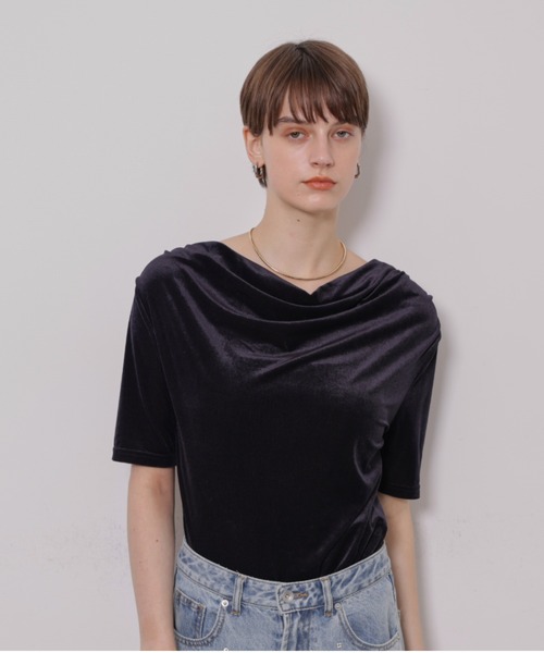CADUNE(カデュネ)の「ベロアドレープカットソー(Tシャツ/カットソー・レディース・ベージュ/ブラック・38)」の10枚目の写真