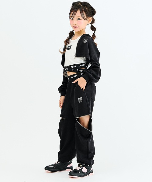 ANAP kids（アナップキッズ）の「サイドジップ ジョガーパンツ【セットアップ対応】（その他パンツ・キッズ・ブラック/ライトピンク/ライトグレー・120/130/110/140）」の7枚目の写真