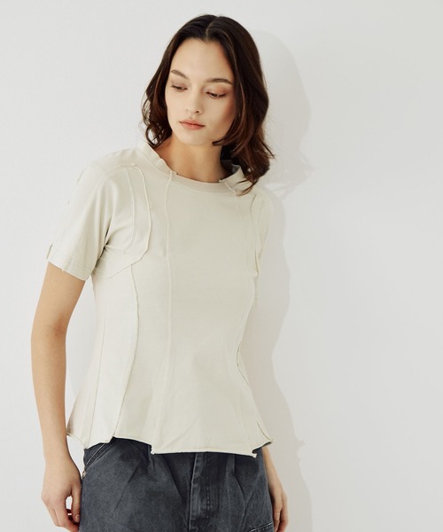 CONZ（コンズ）の「cut out slim T-shirt（Tシャツ/カットソー・レディース・ブラック/オフホワイト/ダークグレー・1/2/3）」の10枚目の写真