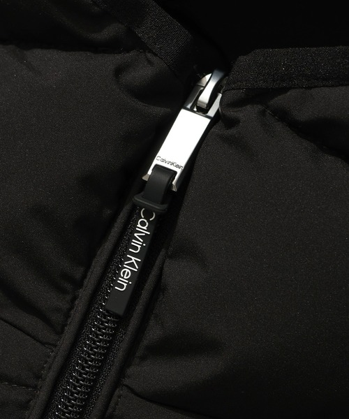 Calvin Klein(カルバン・クライン)の「【Calvin Klein/カルバンクライン】EZRA LIGHT STRETCH MESH/フーデッド パテッドジャケット(ブルゾン・メンズ・ホワイト系/ブラック/グレー系/ブルー系・S/M/L/XL)」の16枚目の写真