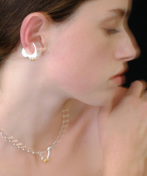 LAPUIS(ラピュイ)の「LAPUIS(ラピュイ)Plate heart ear cuff(イヤーカフ・レディース・ゴールド/マルチ・FREE)」の4枚目の写真