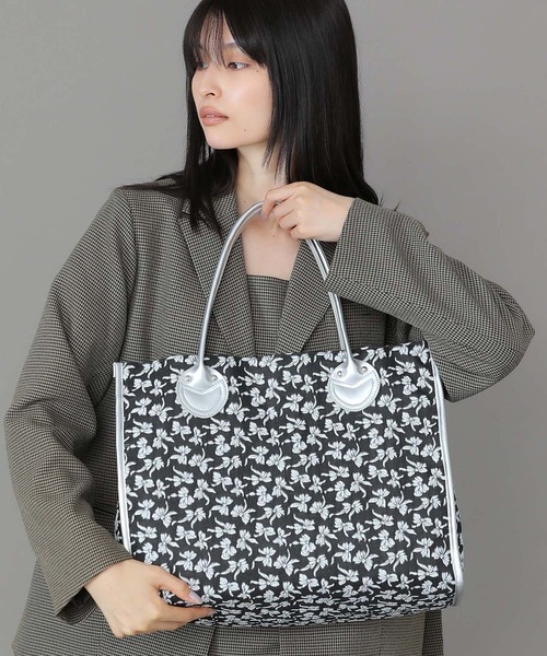 Casselini（キャセリーニ）の「Casselini(キャセリーニ)ジャガードビッグトート（トートバッグ・レディース・グレー/アイボリー/ブラック・FREE）」の17枚目の写真