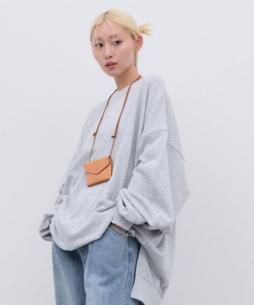 CIAOPANIC TYPY(チャオパニックティピー)の「【WEB限定】【着るだけで自然と体型カバーが叶う】アシッド加工ビッグシルエットスウェット(スウェット・レディース・ブラウン/サックスブルー/ブラック/イエロー/グレー/レッド/ネイビー・ONE SIZE)」の1枚目の写真