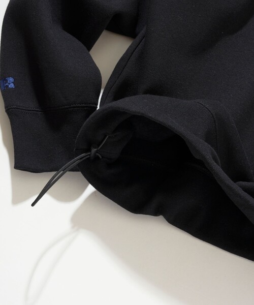 Russell Athletic（ラッセルアスレティック）の「RUSSELL ATHLETIC/ラッセルアスレチック 限定展開 RUSSELL ATHLETIC × FREAK'S STORE / 別注 RSバーティカル ロゴ スウェット（スウェット・メンズ・アッシュグレー/ベージュ/ブラック/ネイビー・MEDIUM/SMALL/LARGE）」の8枚目の写真