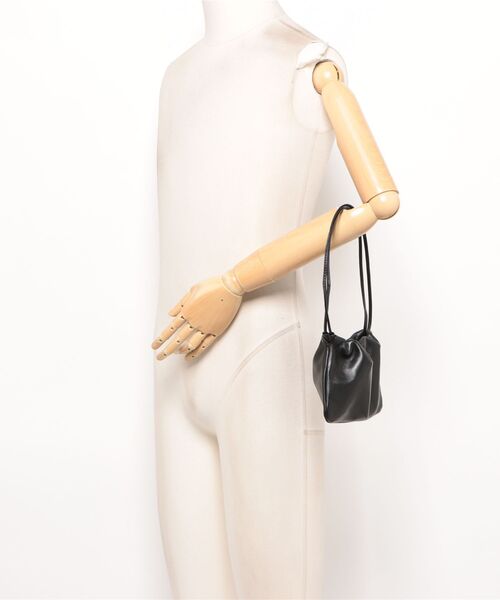 SALON adam et rope'（サロン アダム エ ロペ）の「NOTHING WRITTEN_NELLA STRAP MINI BAG（トートバッグ・レディース・ブラック・FREE）」の5枚目の写真