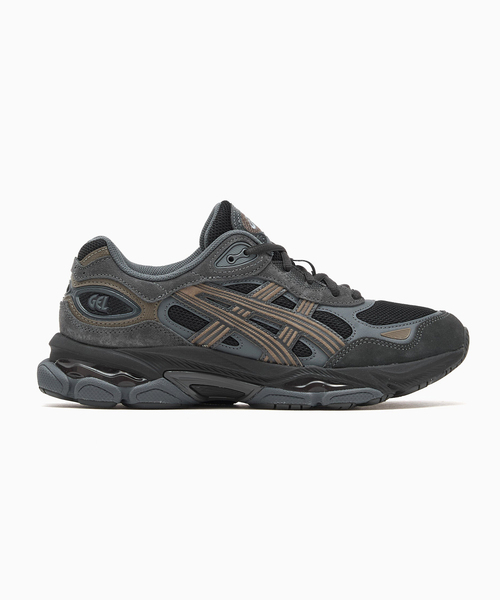 ASICS(アシックス)の「ASICS(アシックス) GEL-NYC2.0 1203A895(スニーカー・メンズ・ブラック・25.5cm/26cm/26.5cm/27cm/27.5cm/28cm/29cm)」の1枚目の写真