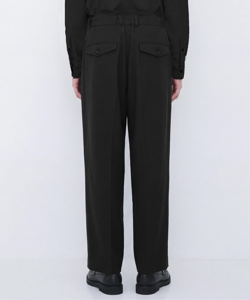 UNITED TOKYO(ユナイテッドトウキョウ)の「【新作】SILK NYLON TWILL ワイドスラックス |高級素材/シルク/秋服/タック/クリース(その他パンツ・メンズ・ブラック/ブラウン・1/2)」の6枚目の写真