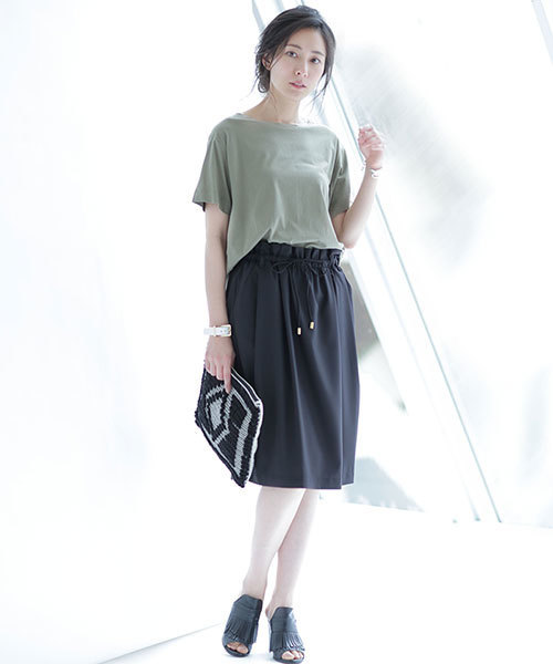 NANO universe（ナノユニバース）の「ベーシッククルーTee（Tシャツ/カットソー・レディース・ライトカーキ/ライトグレー/オフホワイト/クリーム/チャコール/ラベンダー・36/38）」の15枚目の写真