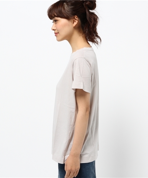 NANO universe（ナノユニバース）の「ベーシッククルーTee（Tシャツ/カットソー・レディース・ライトカーキ/ライトグレー/オフホワイト/クリーム/チャコール/ラベンダー・36/38）」の10枚目の写真