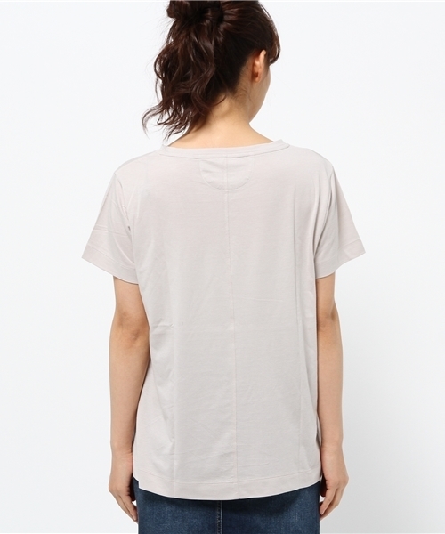 NANO universe（ナノユニバース）の「ベーシッククルーTee（Tシャツ/カットソー・レディース・ライトカーキ/ライトグレー/オフホワイト/クリーム/チャコール/ラベンダー・36/38）」の11枚目の写真