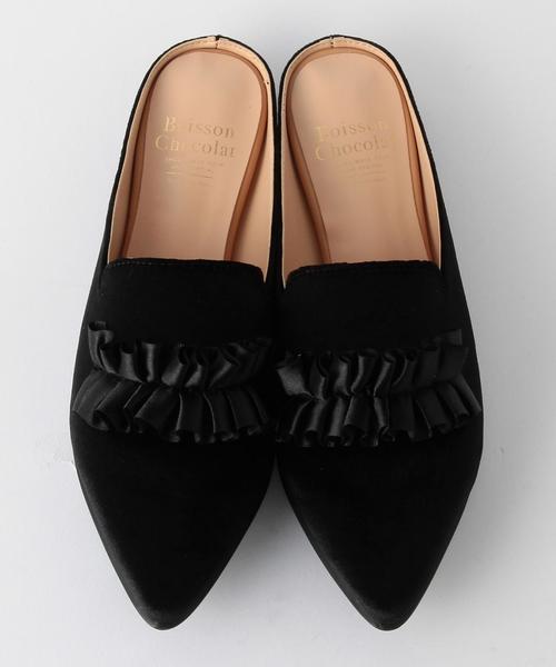 Boisson Chocolat(ボワソンショコラ)の「BDM リボンミュール(パンプス・レディース・ブラック/ベージュ/ケリー・LARGE/MEDIUM/SMALL)」の2枚目の写真