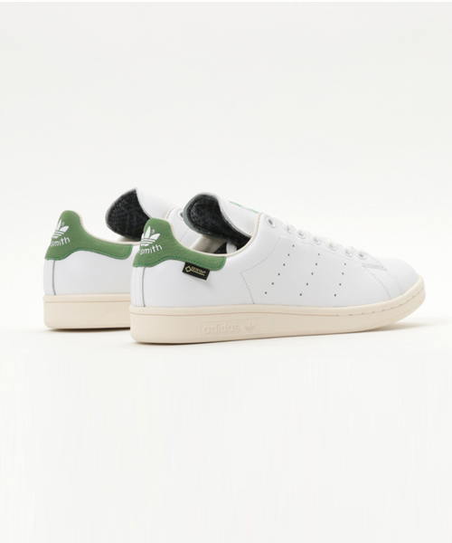 adidas（アディダス）の「オリジナルス スタンスミス [STAN SMITH Gore-Tex]（スニーカー・メンズ・ブラック・25.0cm/22.0cm/26.5cm/27.0cm/24.0cm/25.5cm/23.0cm/26.0cm/27.5cm/28.5cm/28.0cm/24.5cm/22.5cm/23.5cm）」の4枚目の写真