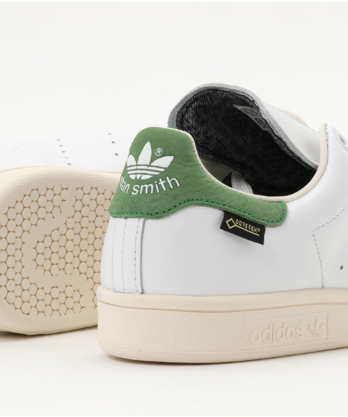 adidas（アディダス）の「オリジナルス スタンスミス [STAN SMITH Gore-Tex]（スニーカー・メンズ・ブラック・25.0cm/22.0cm/26.5cm/27.0cm/24.0cm/25.5cm/23.0cm/26.0cm/27.5cm/28.5cm/28.0cm/24.5cm/22.5cm/23.5cm）」の9枚目の写真