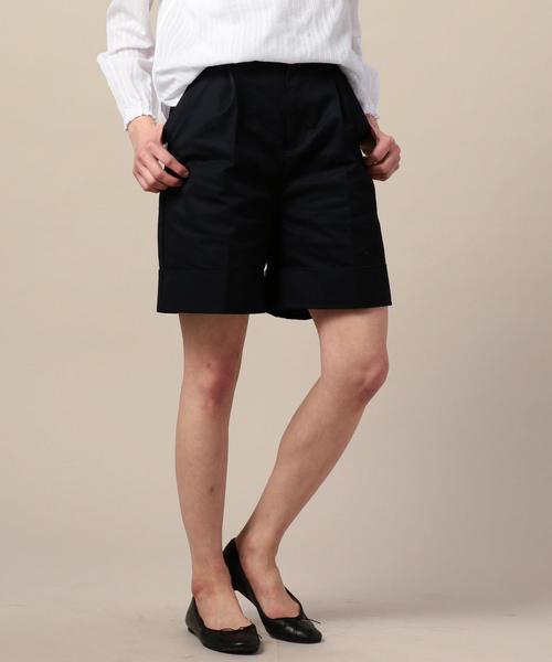 BEAUTY&YOUTH UNITED ARROWS（ビューティーアンドユースユナイテッドアローズ）の「BY チノダブルショートパンツ ◆（チノパンツ・レディース・ベージュ/ネイビー・MEDIUM/SMALL）」の2枚目の写真