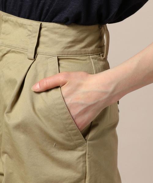 BEAUTY&YOUTH UNITED ARROWS（ビューティーアンドユースユナイテッドアローズ）の「BY チノダブルショートパンツ ◆（チノパンツ・レディース・ベージュ/ネイビー・MEDIUM/SMALL）」の11枚目の写真