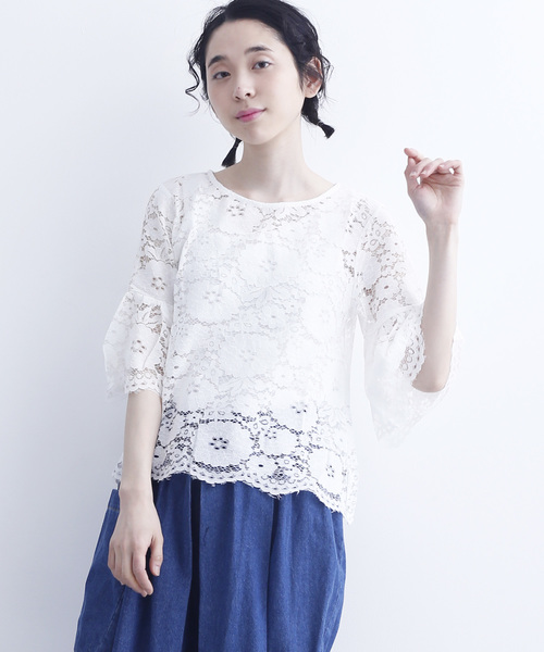 MERLOT（メルロー）の「フラワー総レースフレアスリーブシースルートップス1083-C17（シャツ/ブラウス・レディース・モカ/ブラック/ホワイト/ワインレッド・FREE）」の2枚目の写真