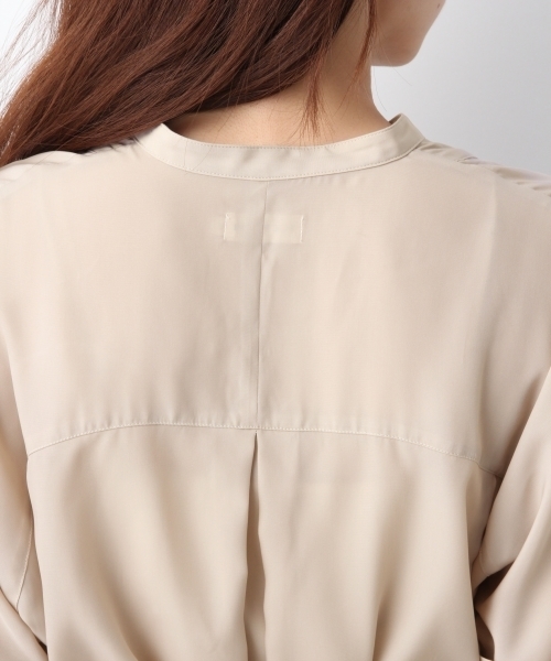 LEPSIM（レプシィム）の「ウエストマークムジシャツチュニックSS　762156（シャツ/ブラウス・レディース・ダークベージュ/オフホワイト/グレイッシュベージュ・FREE）」の8枚目の写真