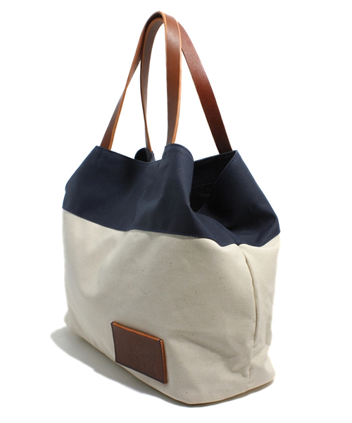 BEAMS（ビームス）の「BEAMS / キャンバスオイル2トーントート（トートバッグ・メンズ・ナチュラル/ベージュ/ホワイト系その他/グレー/ブラック・ONE SIZE）」の9枚目の写真