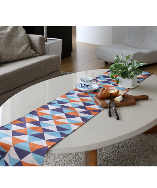 Jubilee（ジュビリー）の「リネン 綿麻 テーブルランナー（ランチョンマット/テーブルウェア・レディース・グレー/オレンジ/ブルー/グリーン/ホワイト/ミント/イエロー/グリーン×オレンジ/ライトブルー/レッド/イエロー×グレー/ブルーグリーン・FREE）」の2枚目の写真