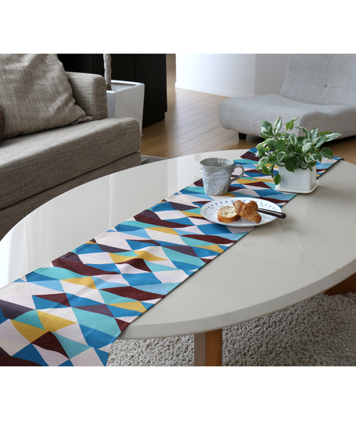 Jubilee（ジュビリー）の「リネン 綿麻 テーブルランナー（ランチョンマット/テーブルウェア・レディース・グレー/オレンジ/ブルー/グリーン/ホワイト/ミント/イエロー/グリーン×オレンジ/ライトブルー/レッド/イエロー×グレー/ブルーグリーン・FREE）」の4枚目の写真