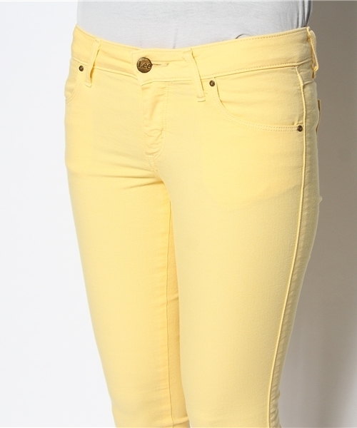 And A(アンドエー)の「POP COLOR JEGGINGS (LEE)(デニムパンツ・レディース・グリーン/イエロー/ピンク/ホワイト・36/38/40)」の10枚目の写真