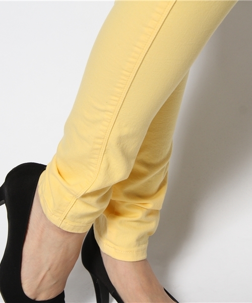 And A(アンドエー)の「POP COLOR JEGGINGS (LEE)(デニムパンツ・レディース・グリーン/イエロー/ピンク/ホワイト・36/38/40)」の11枚目の写真