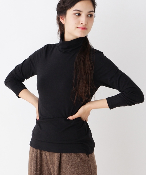 grove(グローブ)の「【洗える】ウール混ベーシックタートルネックカットソー(Tシャツ/カットソー・レディース・アイボリー/ブラック/グレー系2/ブラック系2・02/03)」の2枚目の写真