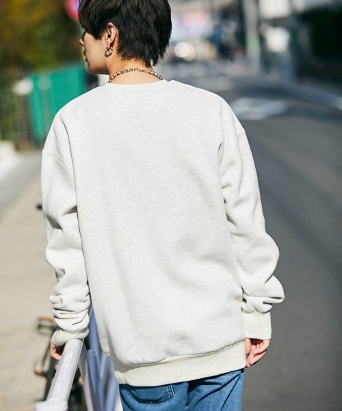 kutir(クティール)の「裏起毛ビッグトップス フォトプリント(スウェット・メンズ・ライトグレー/ブラック/ダークブラウン/ベージュ/ボルドー・MEDIUM/LARGE)」の17枚目の写真