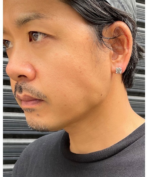 VIVIFY(ビビファイ)の「ピアス/クローバー(ピアス(片耳用)・メンズ・シルバー・フリー)」の6枚目の写真