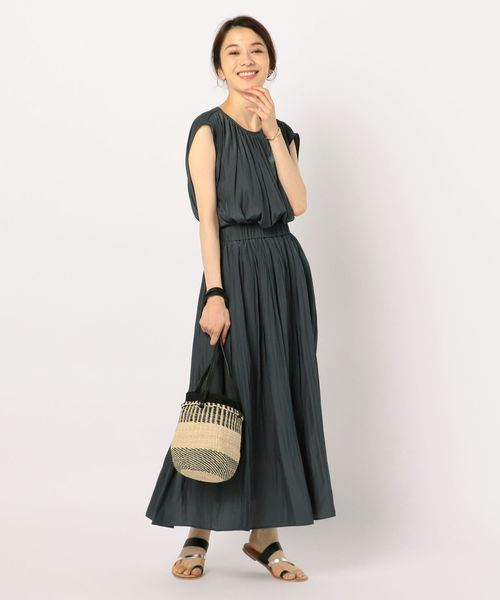 NOLLEY’S（ノーリーズ）の「[新色追加]割繊ギャザーロングスカート（スカート・レディース・ベージュ/カーキ/ライトパープル/チャコールグレー・38/36）」の21枚目の写真