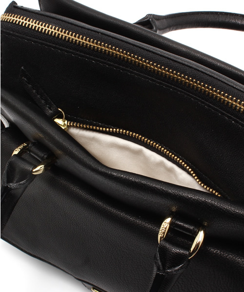 LOUNGEDRESS（ラウンジドレス）の「PotioRフラップポケット（トートバッグ・レディース・ブラック/ベージュ・ﾌﾘ-）」の6枚目の写真