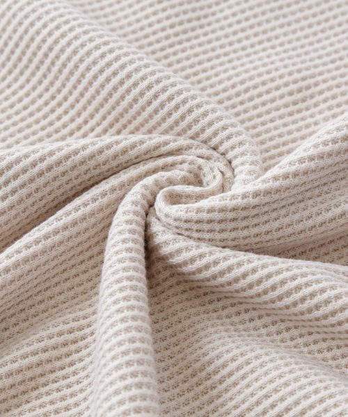 Chaco closet(チャコ クローゼット)の「ビッグワッフルスリットカットチュニック(Tシャツ/カットソー・レディース・バイオレット/オフホワイト/ベージュ/ブラック・FREE)」の10枚目の写真