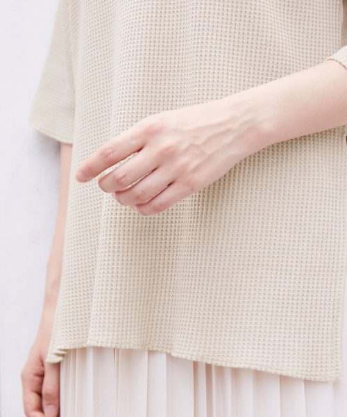 Chaco closet(チャコ クローゼット)の「ビッグワッフルスリットカットチュニック(Tシャツ/カットソー・レディース・バイオレット/オフホワイト/ベージュ/ブラック・FREE)」の12枚目の写真