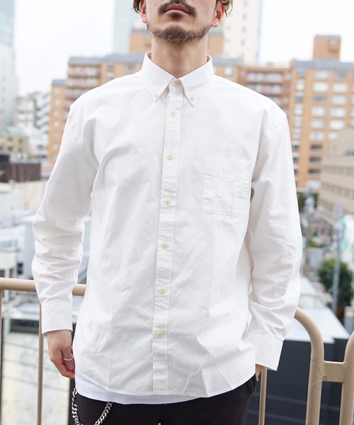 OUTDOOR PRODUCTS APPAREL（アウトドアプロダクツアパレル）の「ツイルコットン オーバーサイズシルエット ボタンダウン長袖シャツ ドロップショルダー ビッグシルエット（シャツ/ブラウス・メンズ・ネイビー/スミクロ/ワイン/カーキ/ベージュ/ライトベージュ/レンガ/ホワイト・LARGE/X-LARGE/SMALL/MEDIUM）」の2枚目の写真