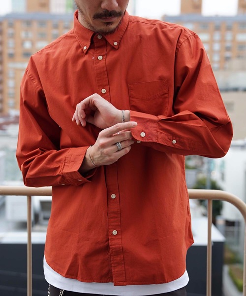 OUTDOOR PRODUCTS APPAREL（アウトドアプロダクツアパレル）の「ツイルコットン オーバーサイズシルエット ボタンダウン長袖シャツ ドロップショルダー ビッグシルエット（シャツ/ブラウス・メンズ・ネイビー/スミクロ/ワイン/カーキ/ベージュ/ライトベージュ/レンガ/ホワイト・LARGE/X-LARGE/SMALL/MEDIUM）」の18枚目の写真