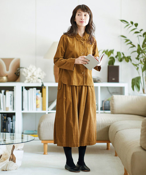 Sunny clouds(サニークラウズ)の「サニークラウズ コーデュロイのセットアップセット〈レディース〉(ワンピース・レディース・マスタード・NM/MEDIUM/LARGE/X-LARGE/XX-LARGE)」の2枚目の写真