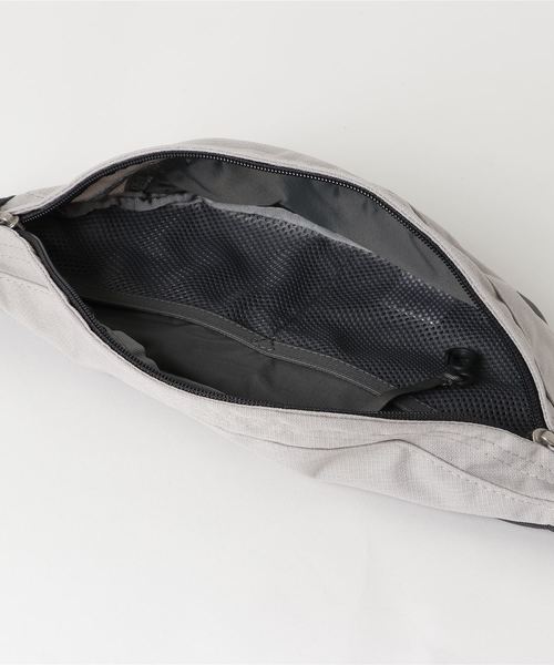 THE NORTH FACE（ザノースフェイス）の「ザ ノース フェイス THE NORTH FACE Granule（ボディバッグ/ウエストポーチ・メンズ・その他・ONE SIZE）」の4枚目の写真