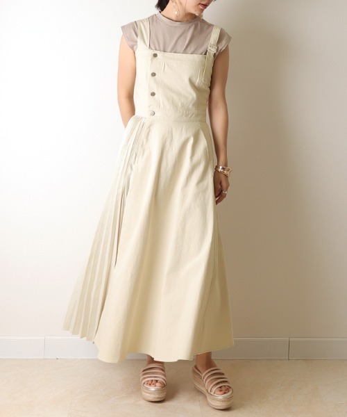 RANDA（ランダ）の「プリーツコルセットワンピース（ワンピース・レディース・ベージュ/インディゴブルー/クリーム・1/0）」の13枚目の写真