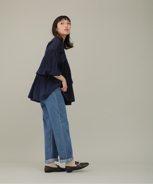 sakishimatokyo(サキシマトーキョー)の「【ZOZO限定】サキシマamp「ルーズギャザーボリューム袖デザインブラウス」(シャツ/ブラウス・レディース・ホワイト/ネイビー/ブラック・FREE)」の4枚目の写真