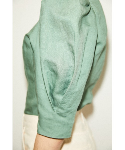 THROW by SLY（スローバイスライ）の「THROW LINEN MIX PUFF TOP リネン ミックス パフ トップス（シャツ/ブラウス・レディース・オフホワイト/ブラック/グリーン・FREE）」の7枚目の写真