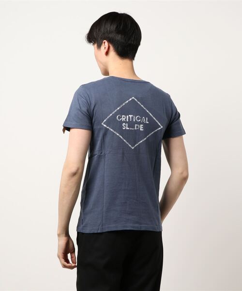 TCSS（ティーシーエスエス）の「LOGO TEE/Critical Slide(クリティカルスライド)TCSS半袖Tシャツ（Tシャツ/カットソー・メンズ・ネイビー/ホワイト/ライトブラック・LARGE/SMALL/MEDIUM）」の4枚目の写真